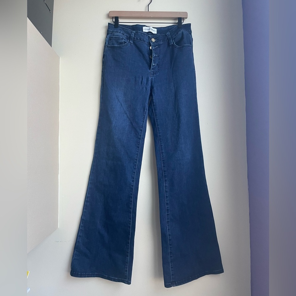 Etienne Marcel Flare Jeans Size 29 Excellent Condition‎